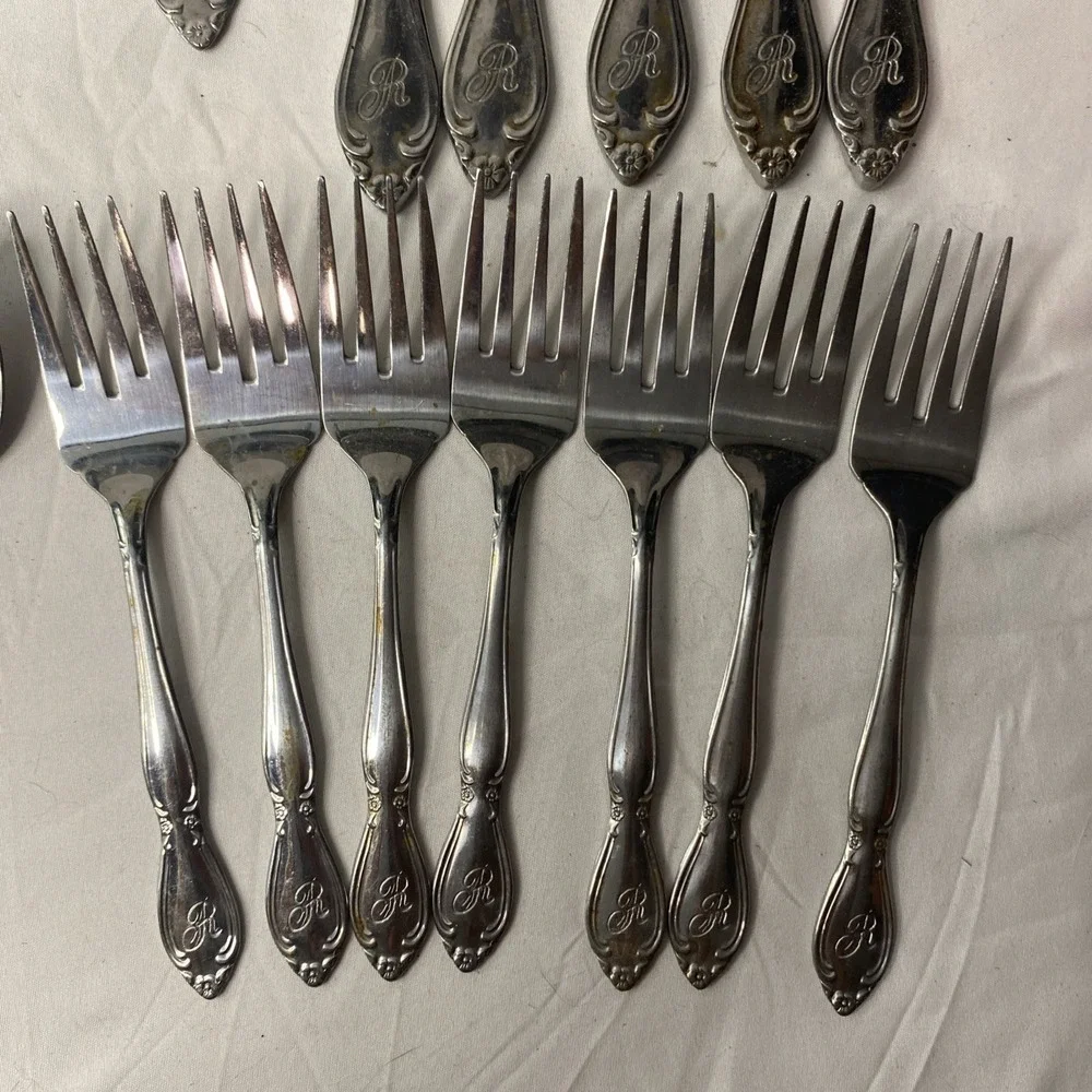 32 Piece R Monogrammed Vintage Flatware Stainless Steel Made In Taiwan